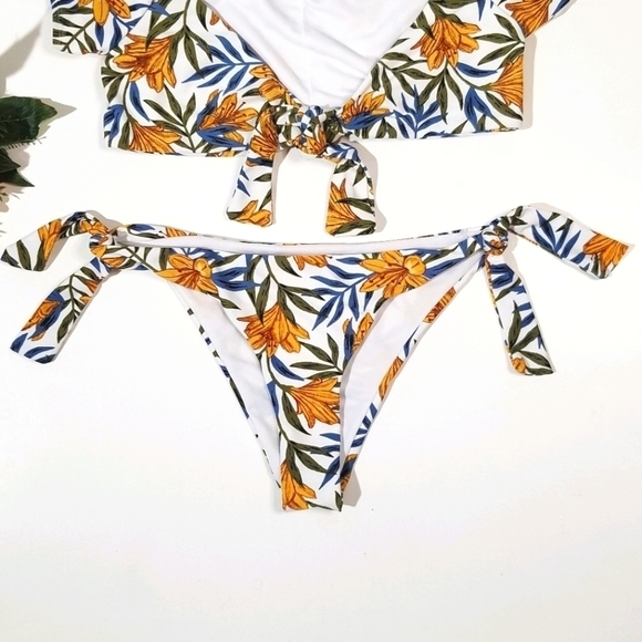CABANA DEL SOL Tie Off Shoulder Floral Bikini Set - Picture 10 of 14